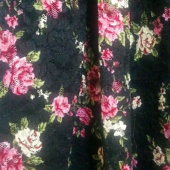 Floral skirt, size L - Picture 2 of 4